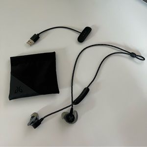 JAYBIRD Tarah Pro in-ear headphones